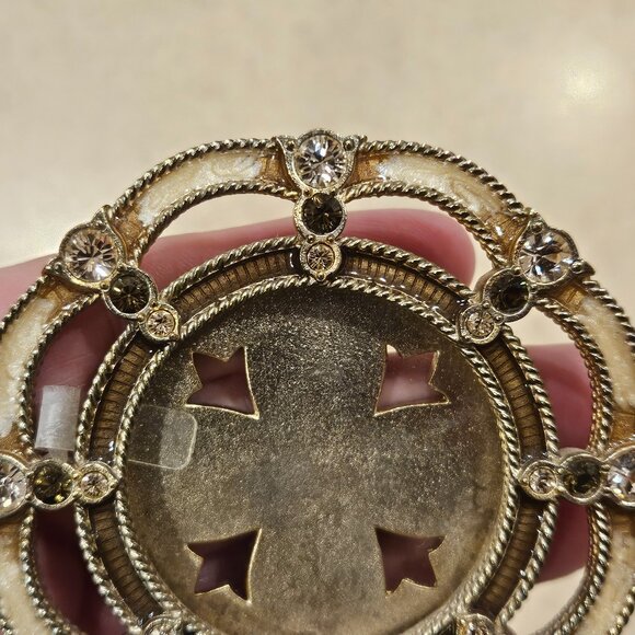 JAY STRONGWATER SCROLLED RIBBON BOW CRYSTAL JEWELED ENAMEL ROUND FRAME - Picture 7 of 8